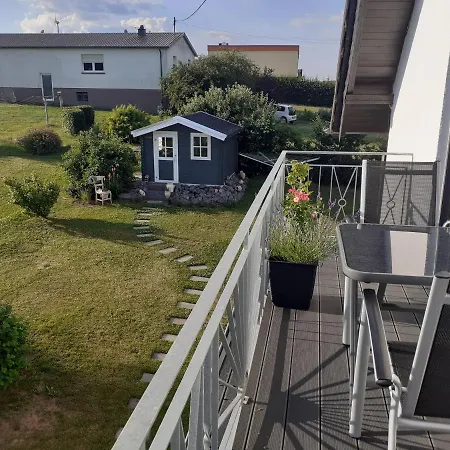 Eifelstern-schoene Mit Balkon شقة *