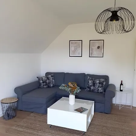 Apartment Eifeltraum-schöne Mit Balkon Kalenborn-Scheuern